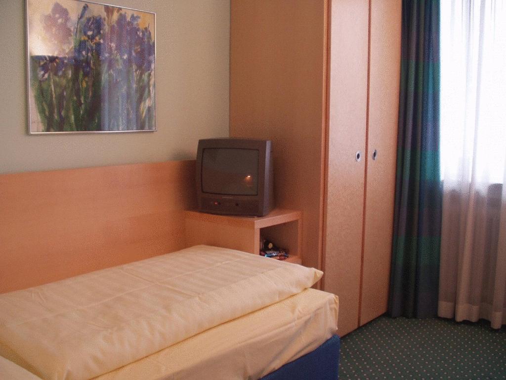 Hotel Konigswache Munique Quarto foto